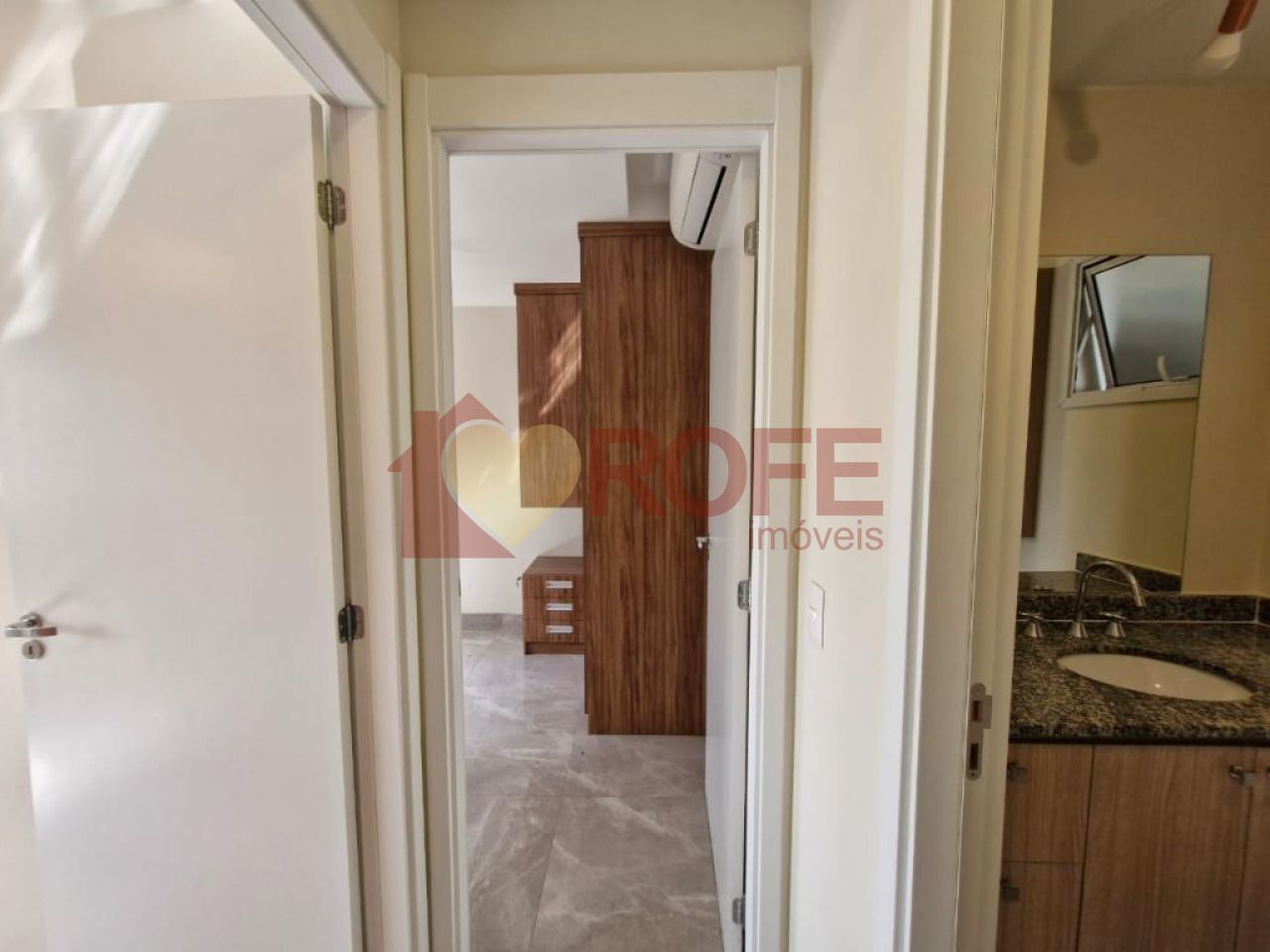 Foto 23 - RF40710