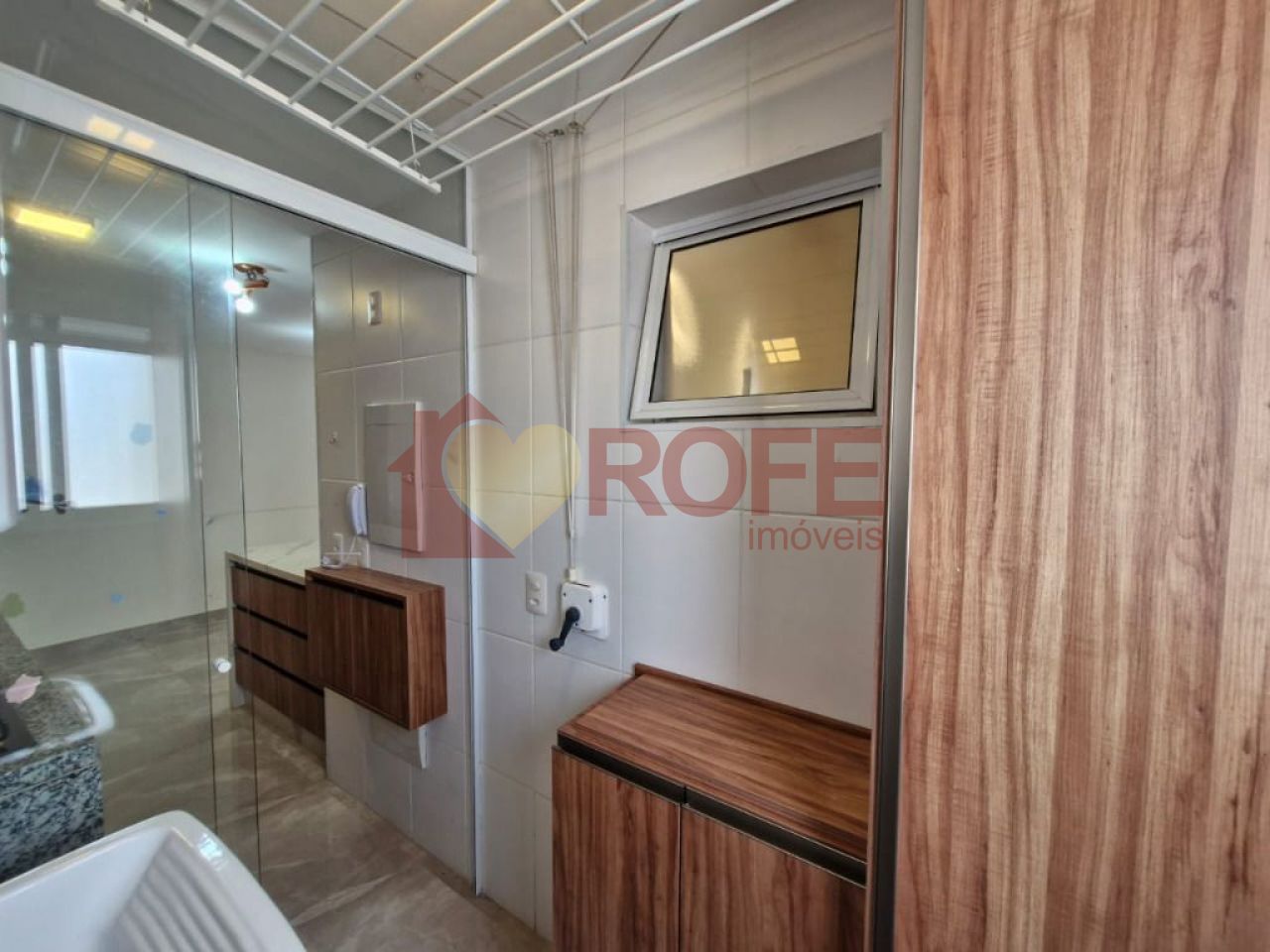Foto 24 - RF40710