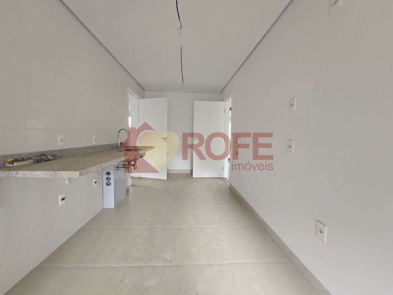 Foto 6 - RF40715