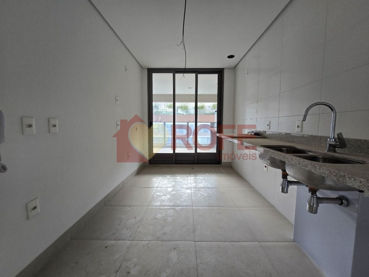 Foto 19 - RF40715