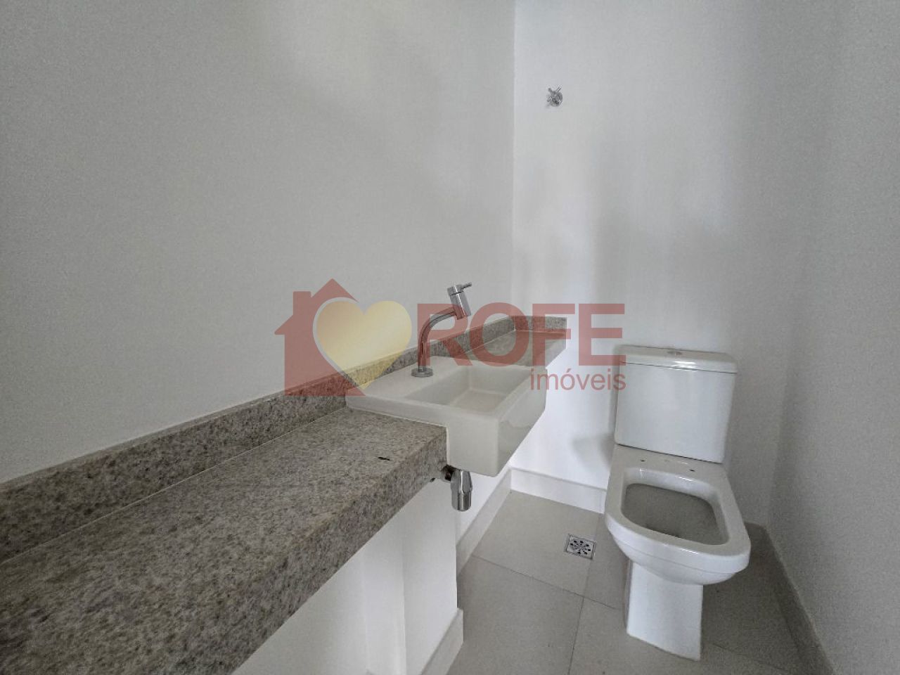 Foto 25 - RF40715