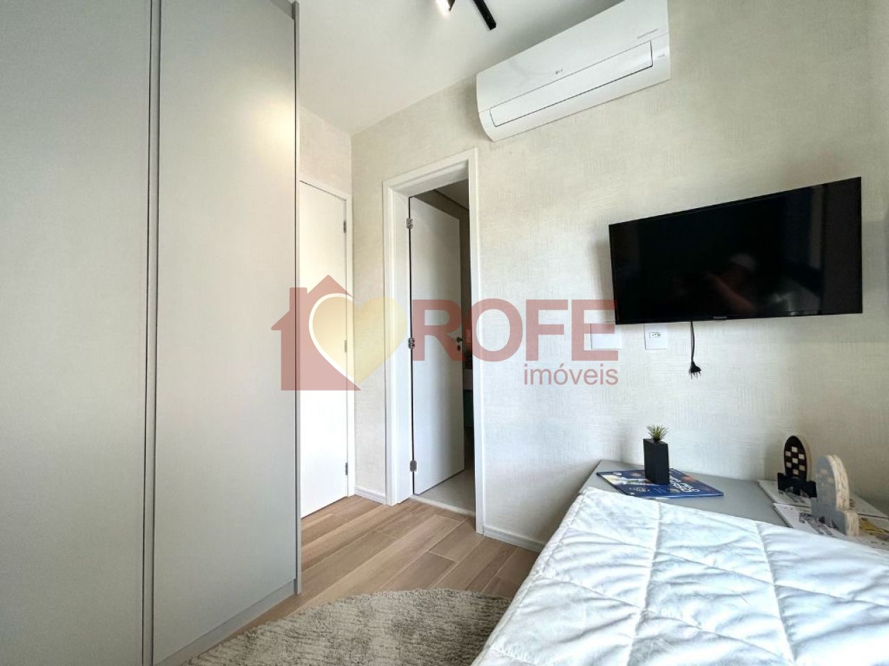 Foto 16 - RF40732