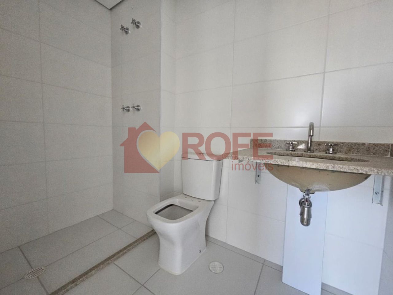 Foto 6 - RF40866