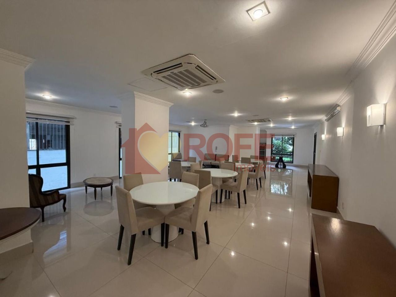 Foto 43 - RF40887