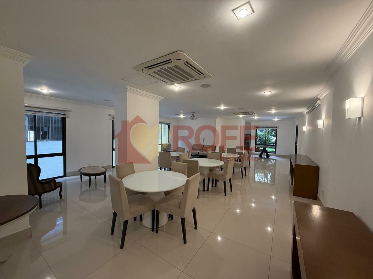 Foto 33 - RF40922