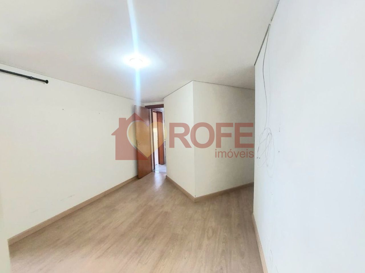 Foto 11 - RF41026