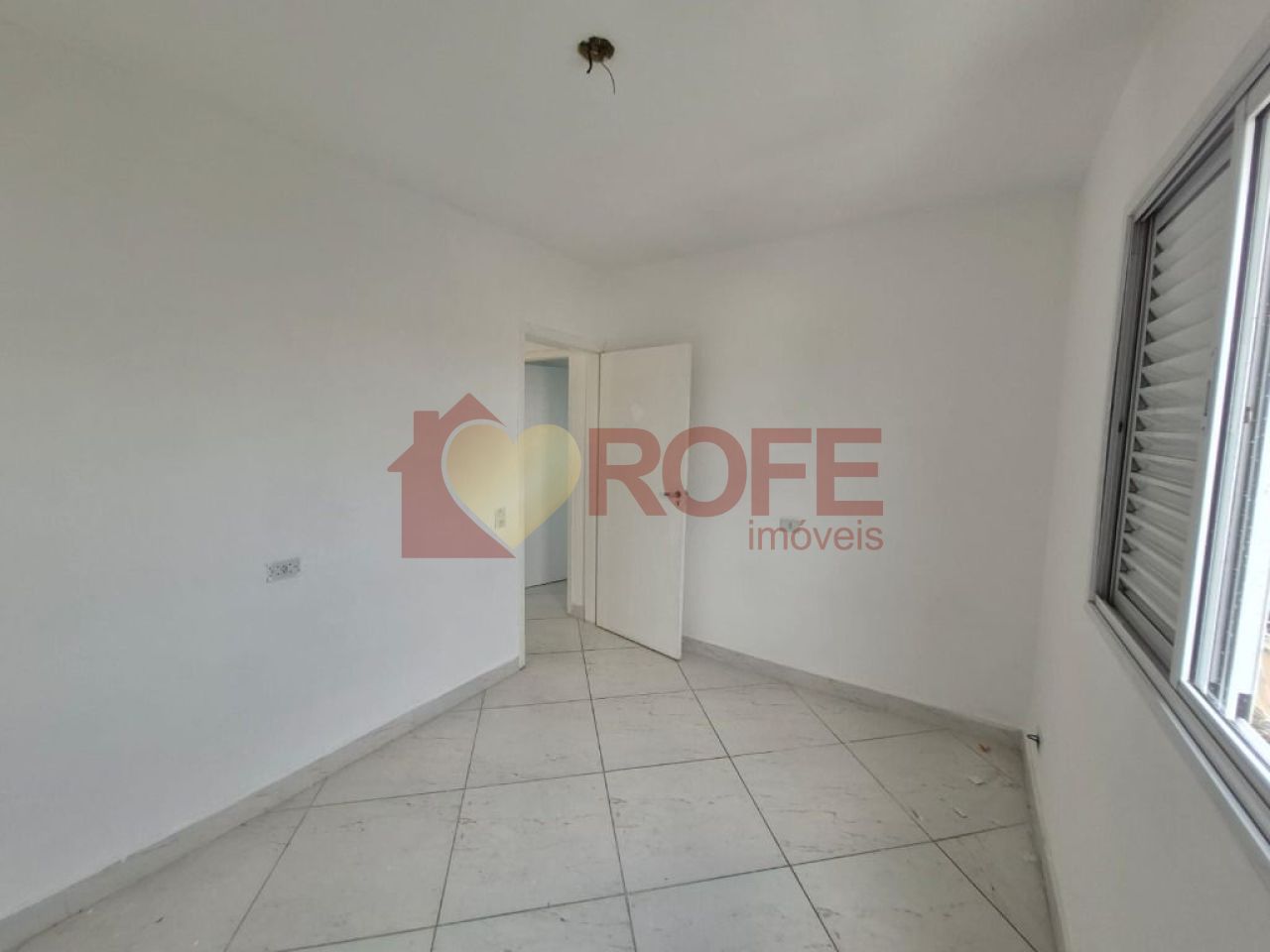 Foto 9 - RF41097