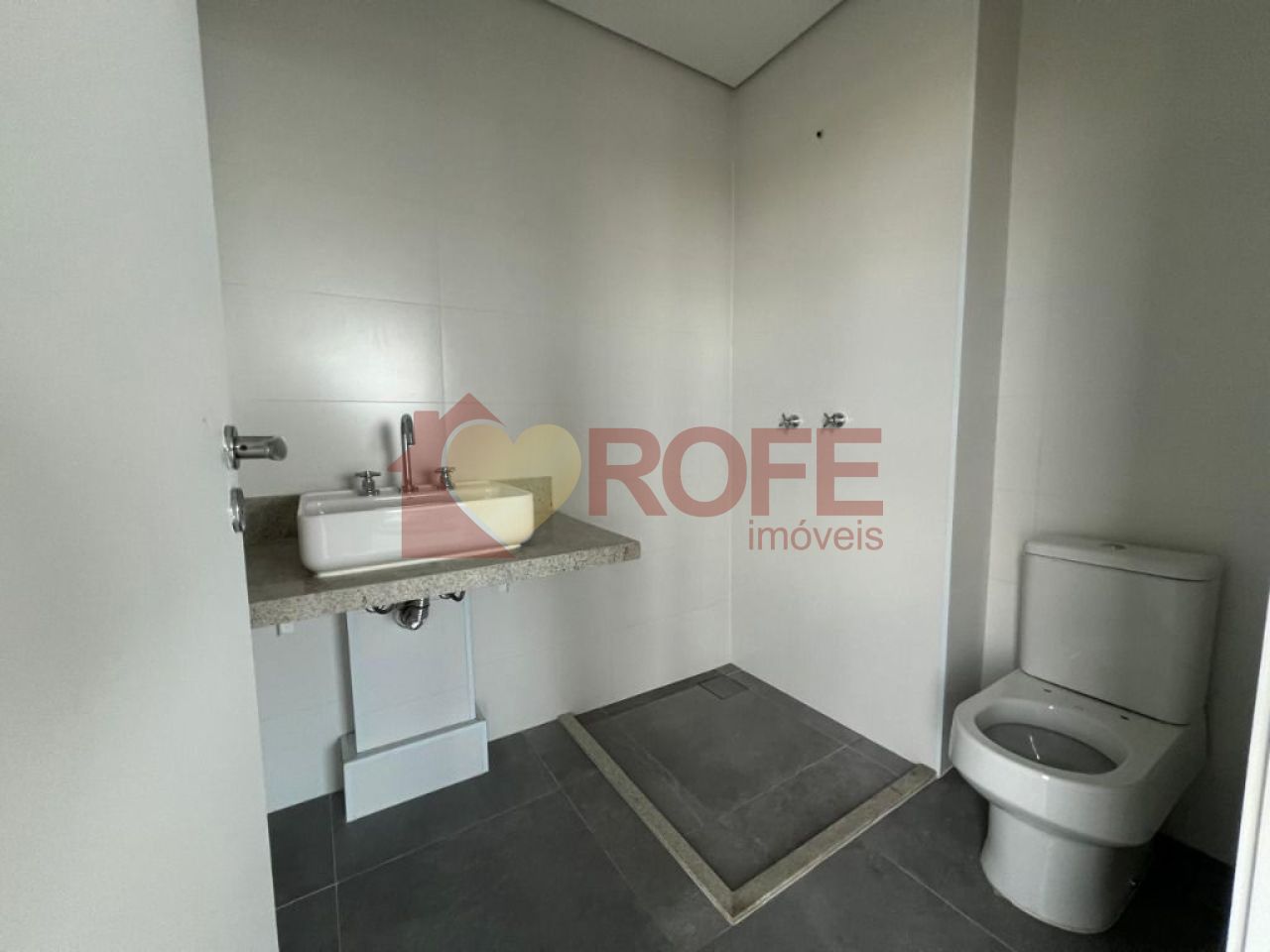 Foto 6 - RF41610