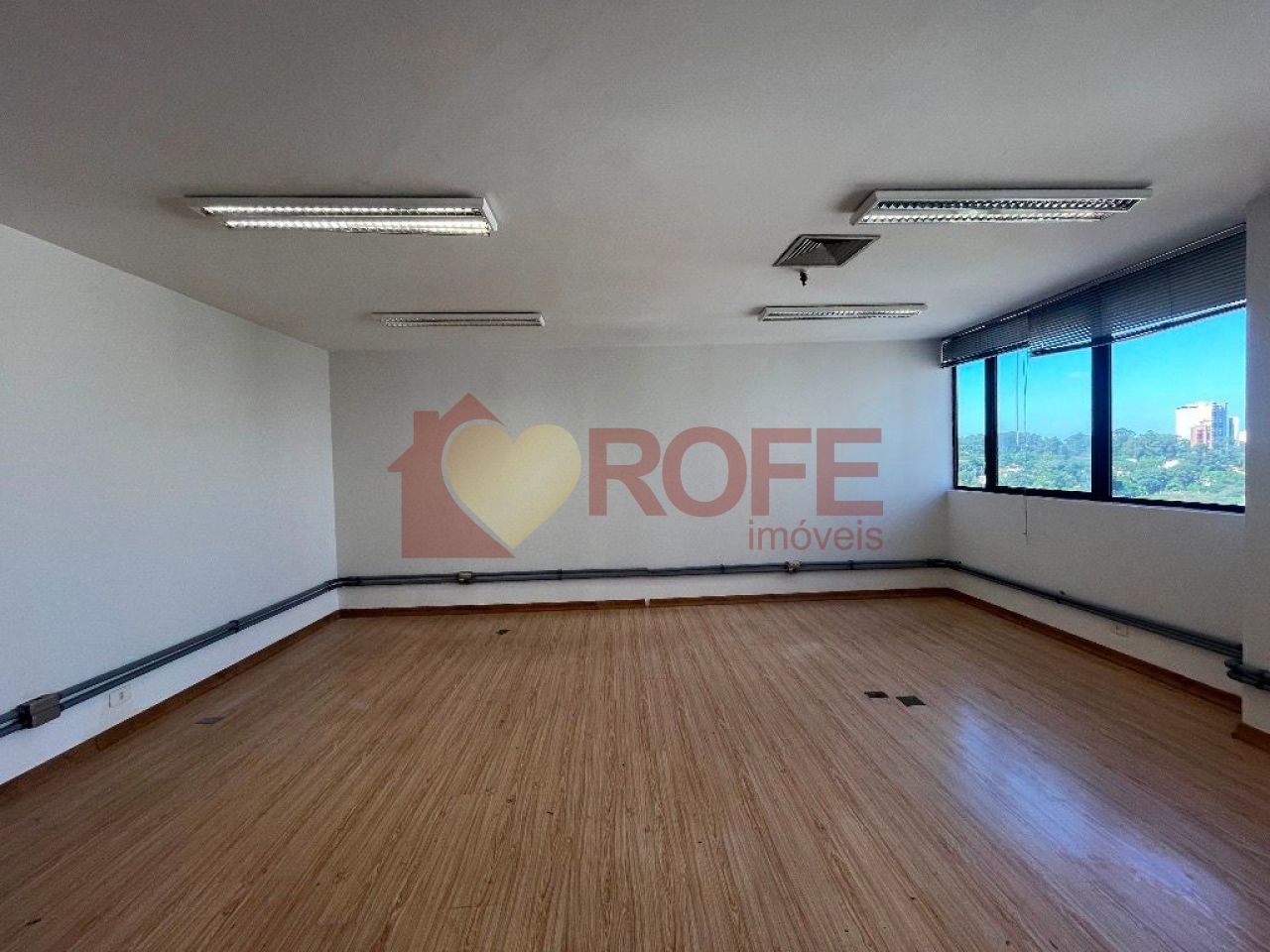 Foto 2 - RF41743