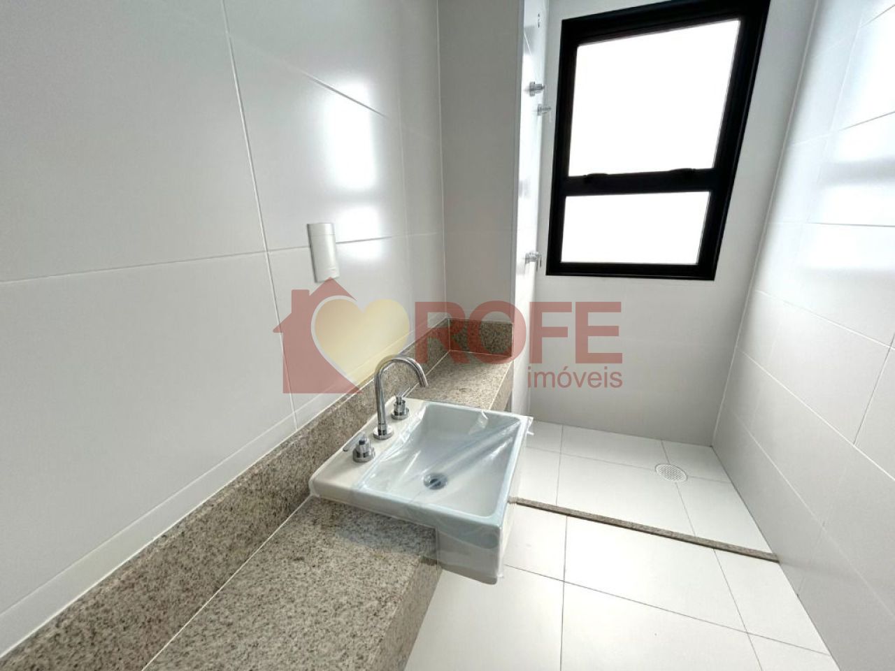Foto 16 - RF41806