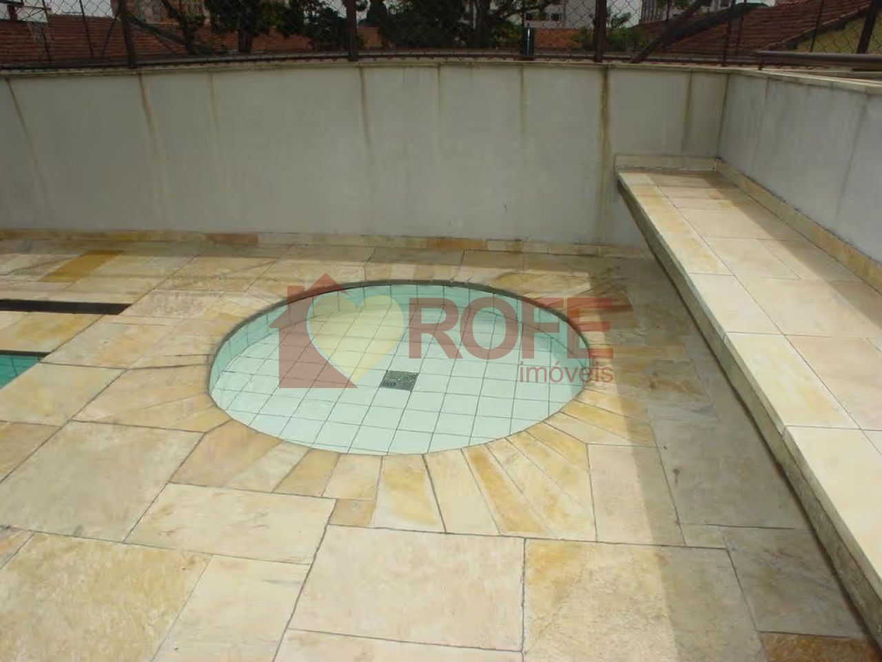 Foto 41 - RF41827