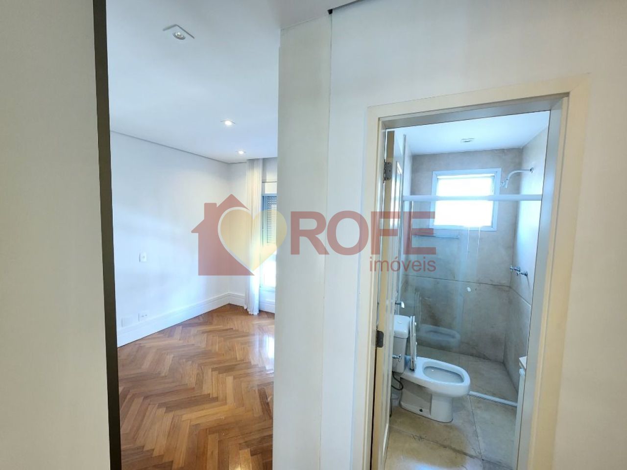 Foto 32 - RF41900