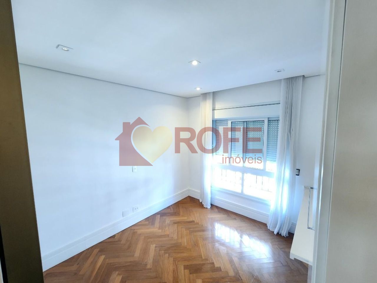 Foto 34 - RF41900