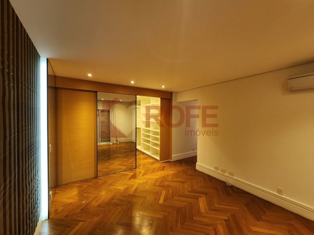 Foto 39 - RF41900