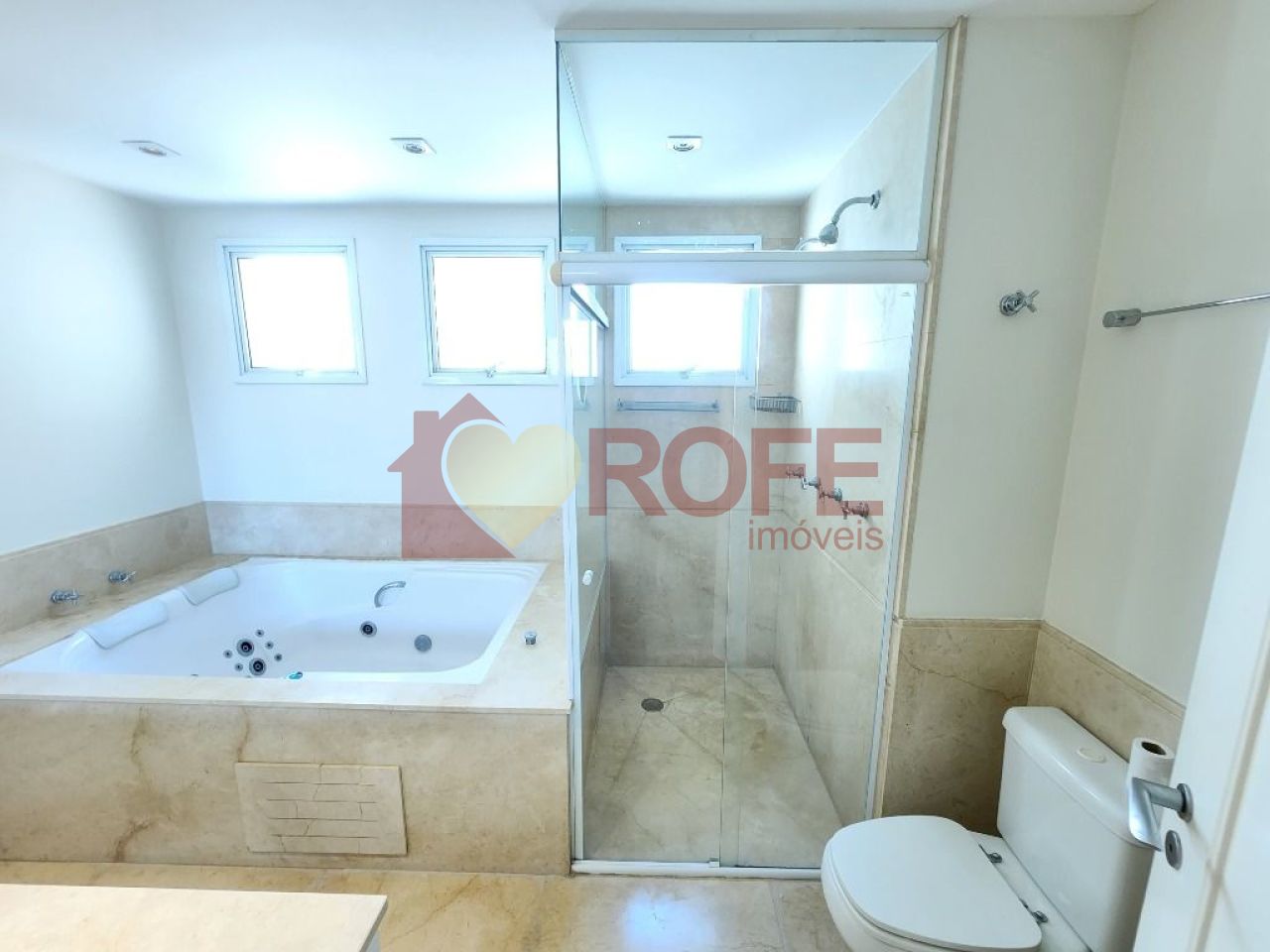 Foto 42 - RF41900