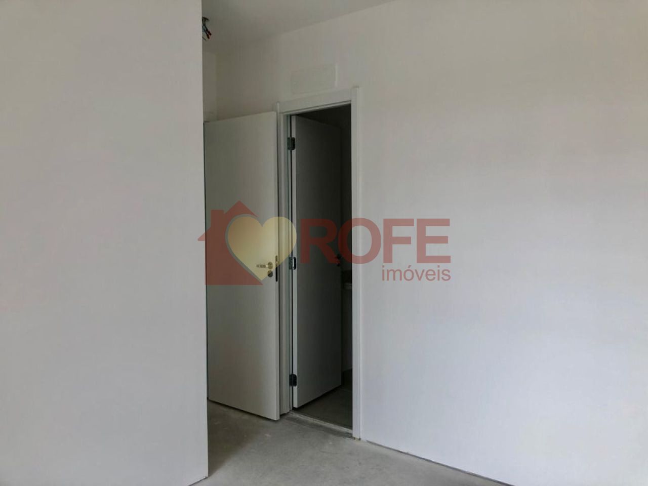 Foto 13 - RF41933