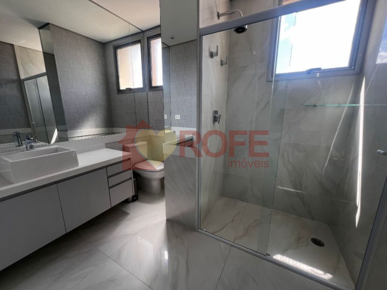 Foto 28 - RF42056