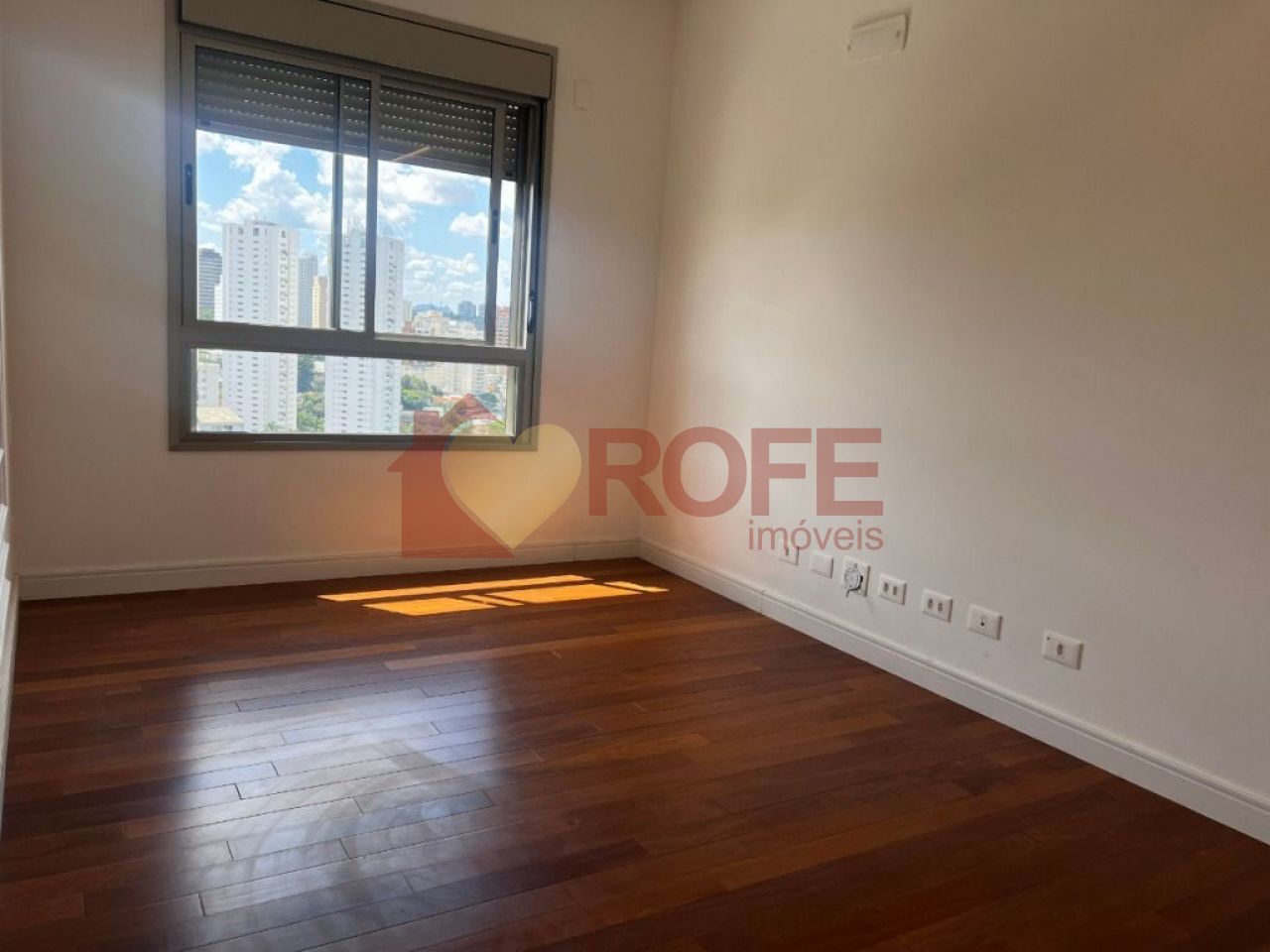 Foto 34 - RF42056