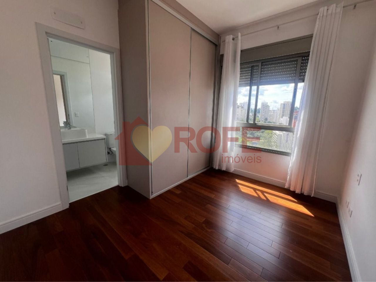 Foto 41 - RF42056