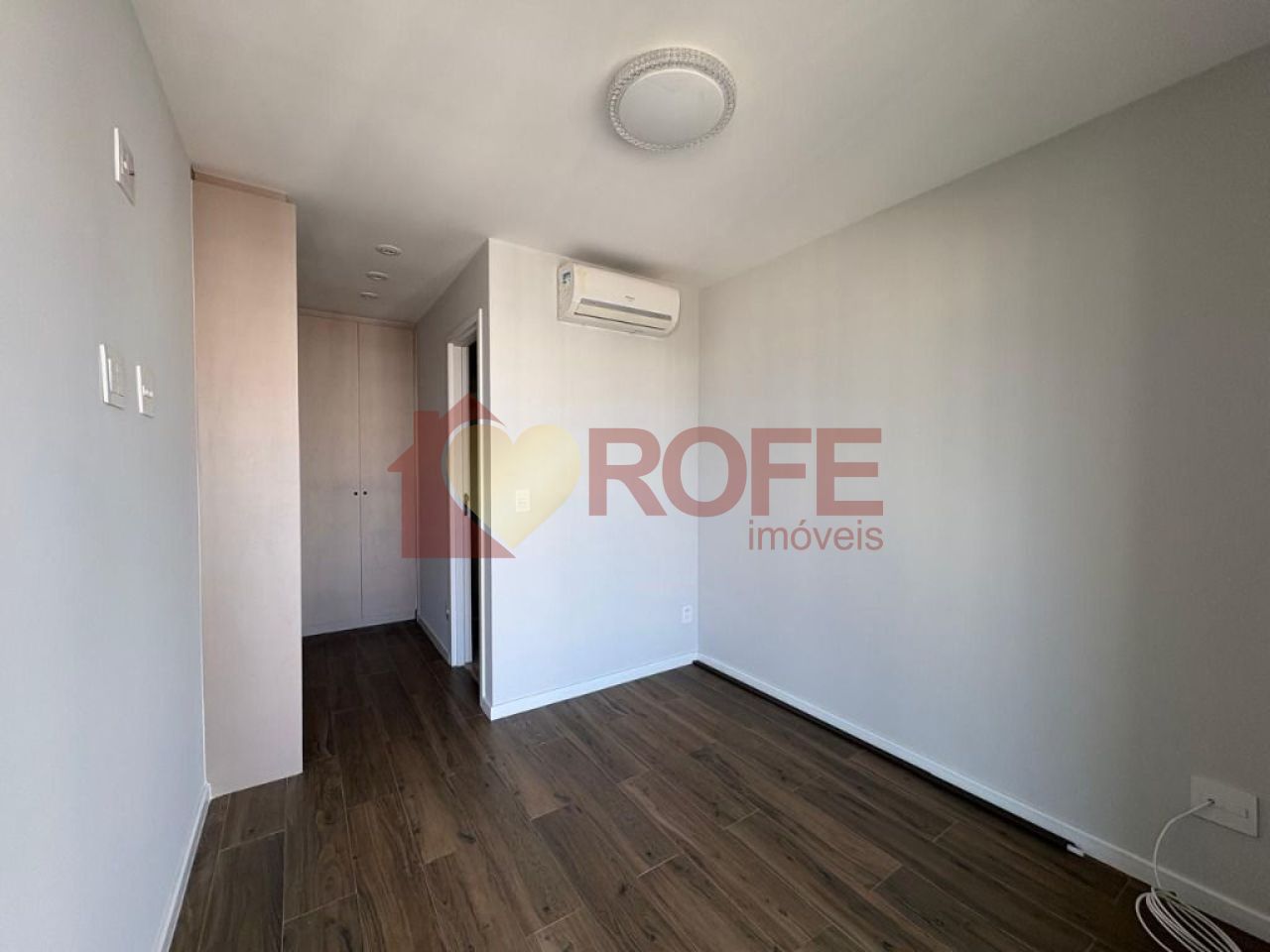 Foto 6 - RF42077