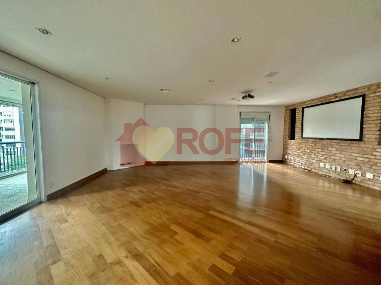 Foto 4 - RF42081