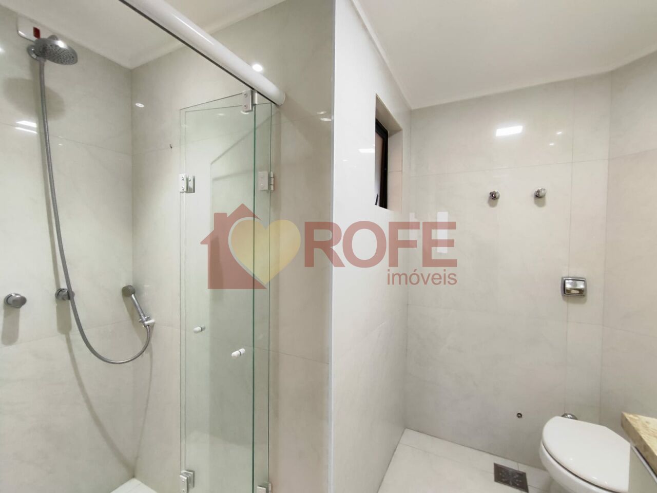 Foto 25 - RF42305