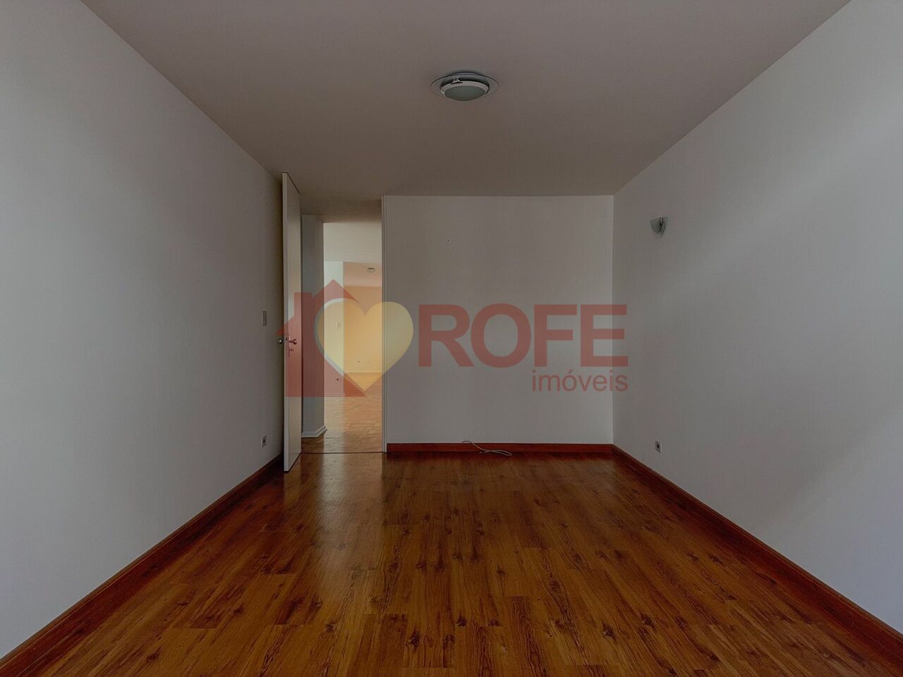 Foto 14 - RF42400