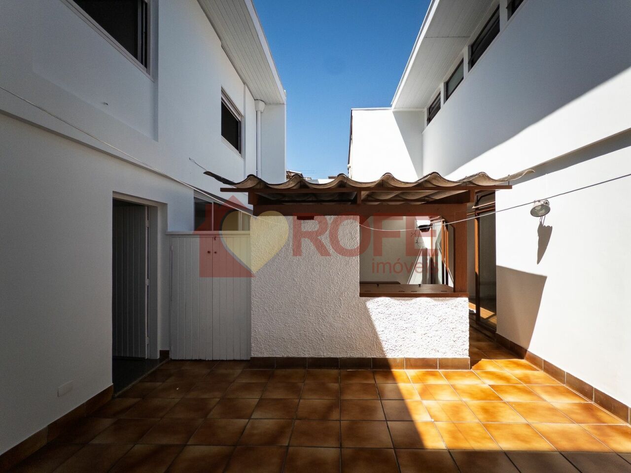 Foto 23 - RF42400