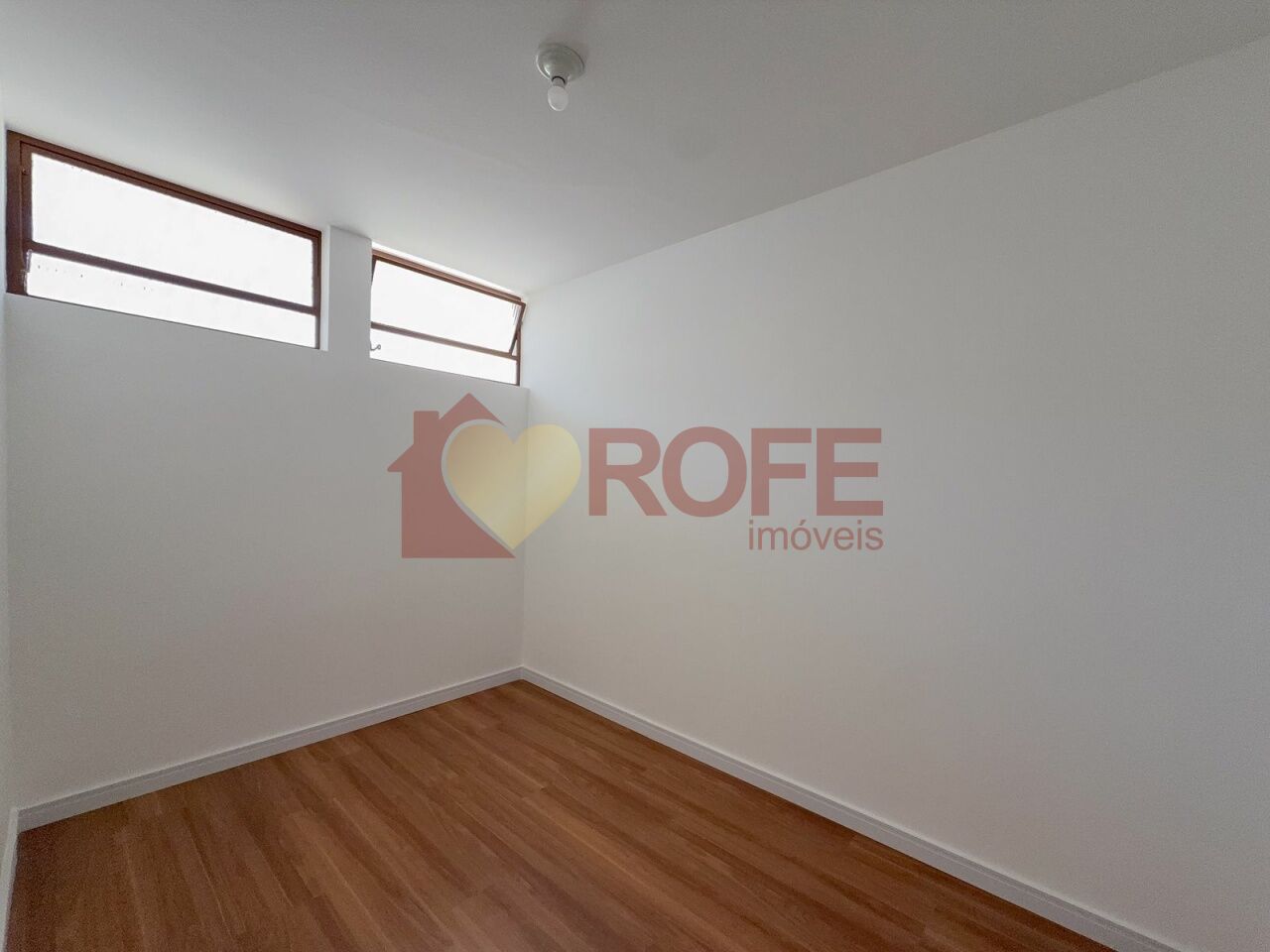 Foto 25 - RF42400