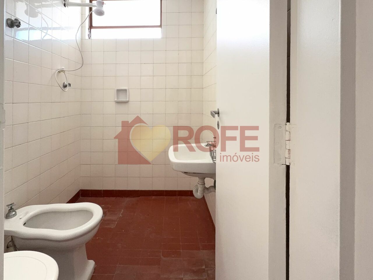 Foto 28 - RF42400