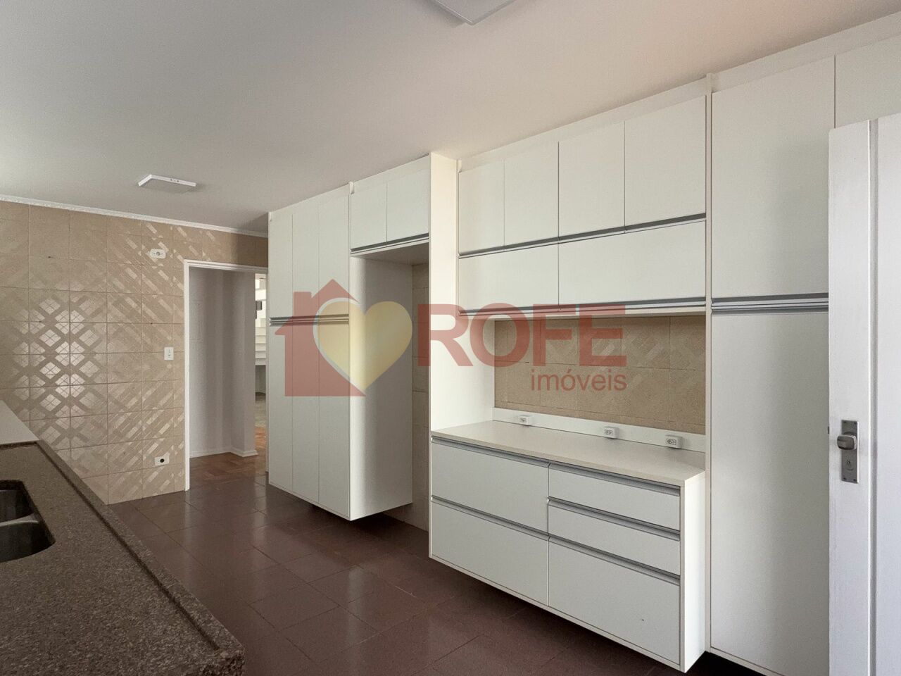 Foto 31 - RF42400