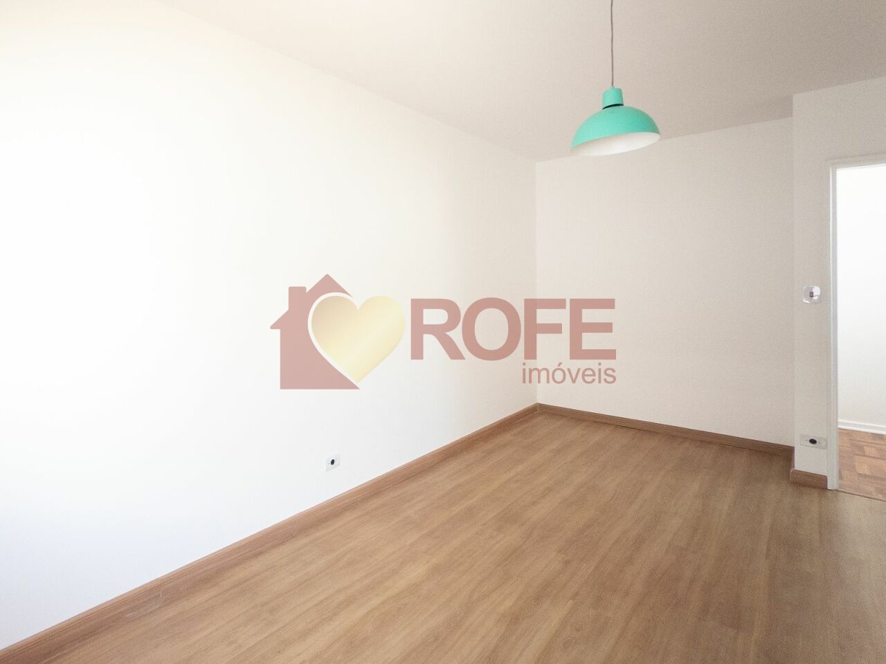 Foto 50 - RF42400