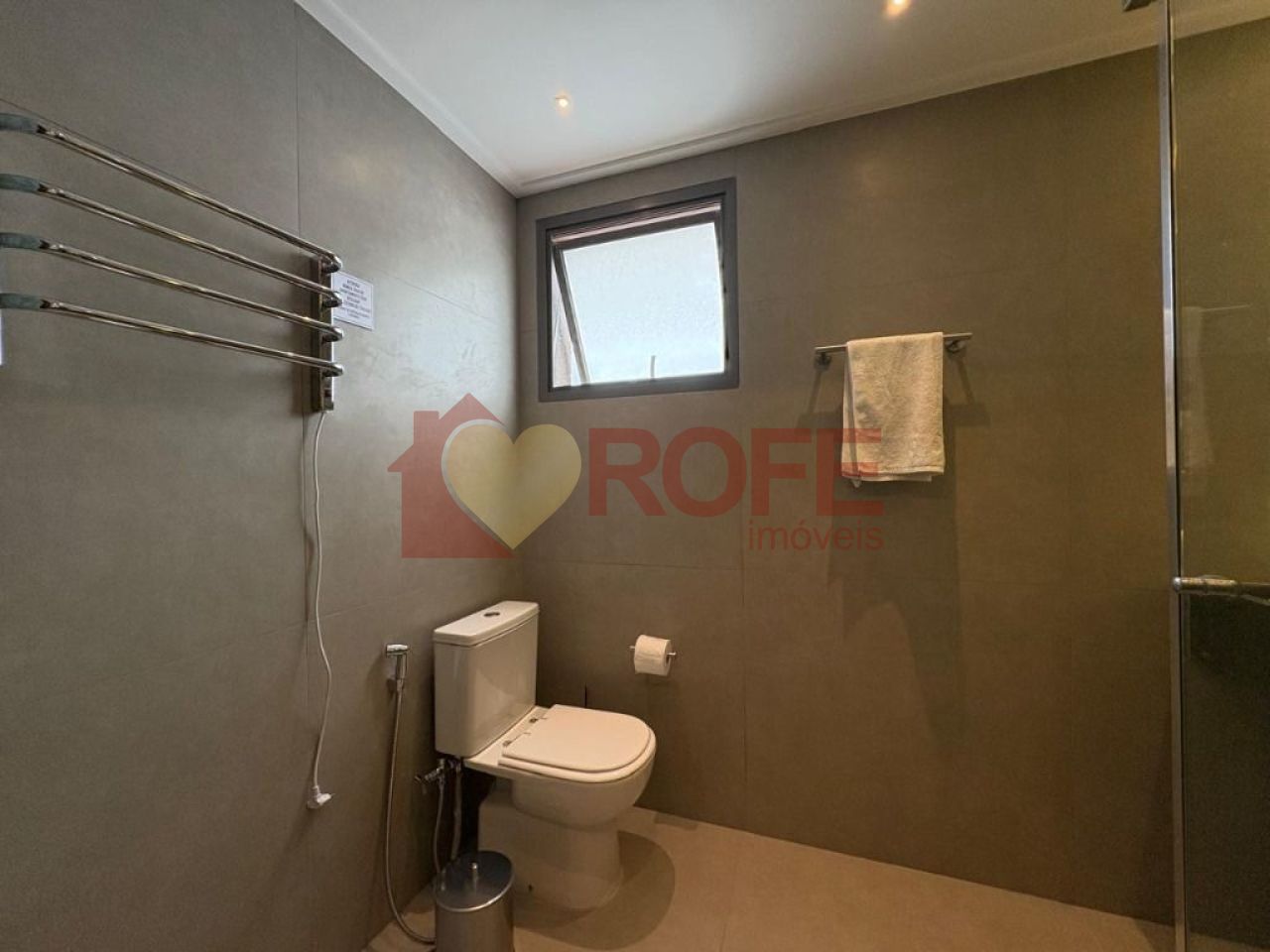 Foto 8 - RF42530