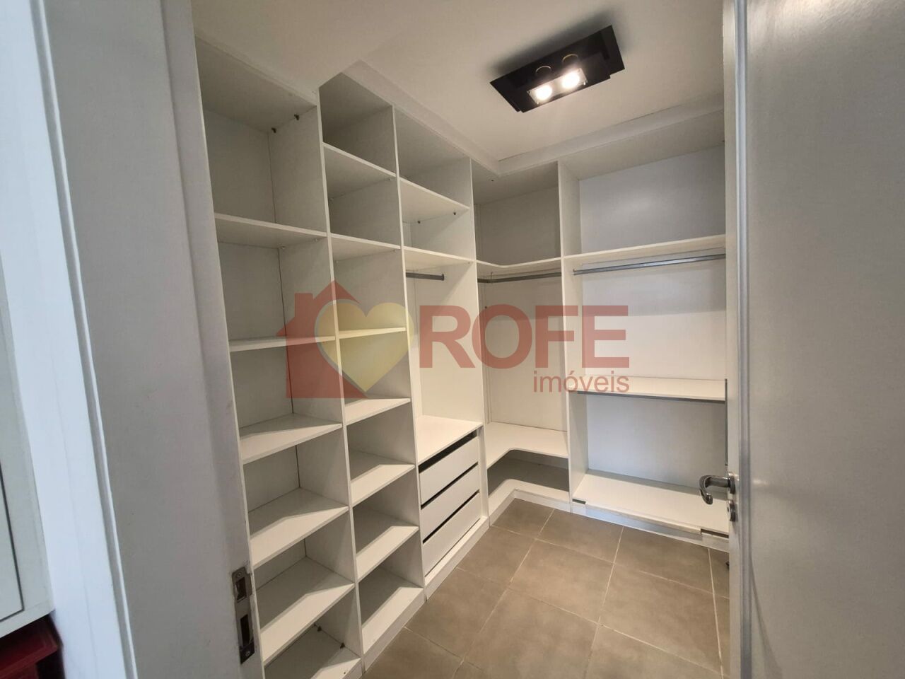 Foto 7 - RF42540