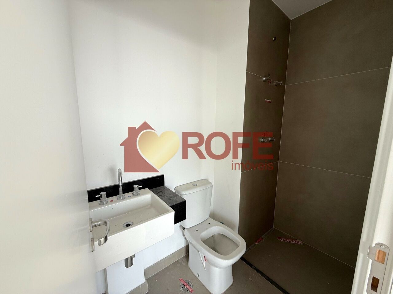 Foto 5 - RF42563