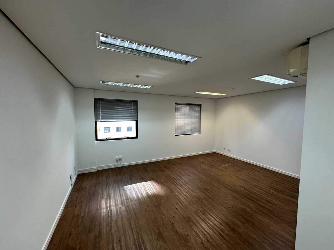 Foto 7 - RF42765