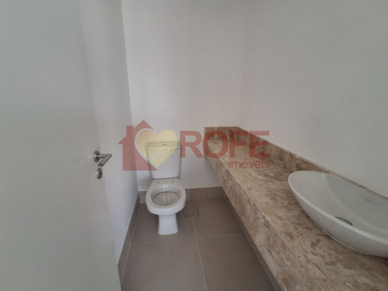 Foto 8 - RF42813