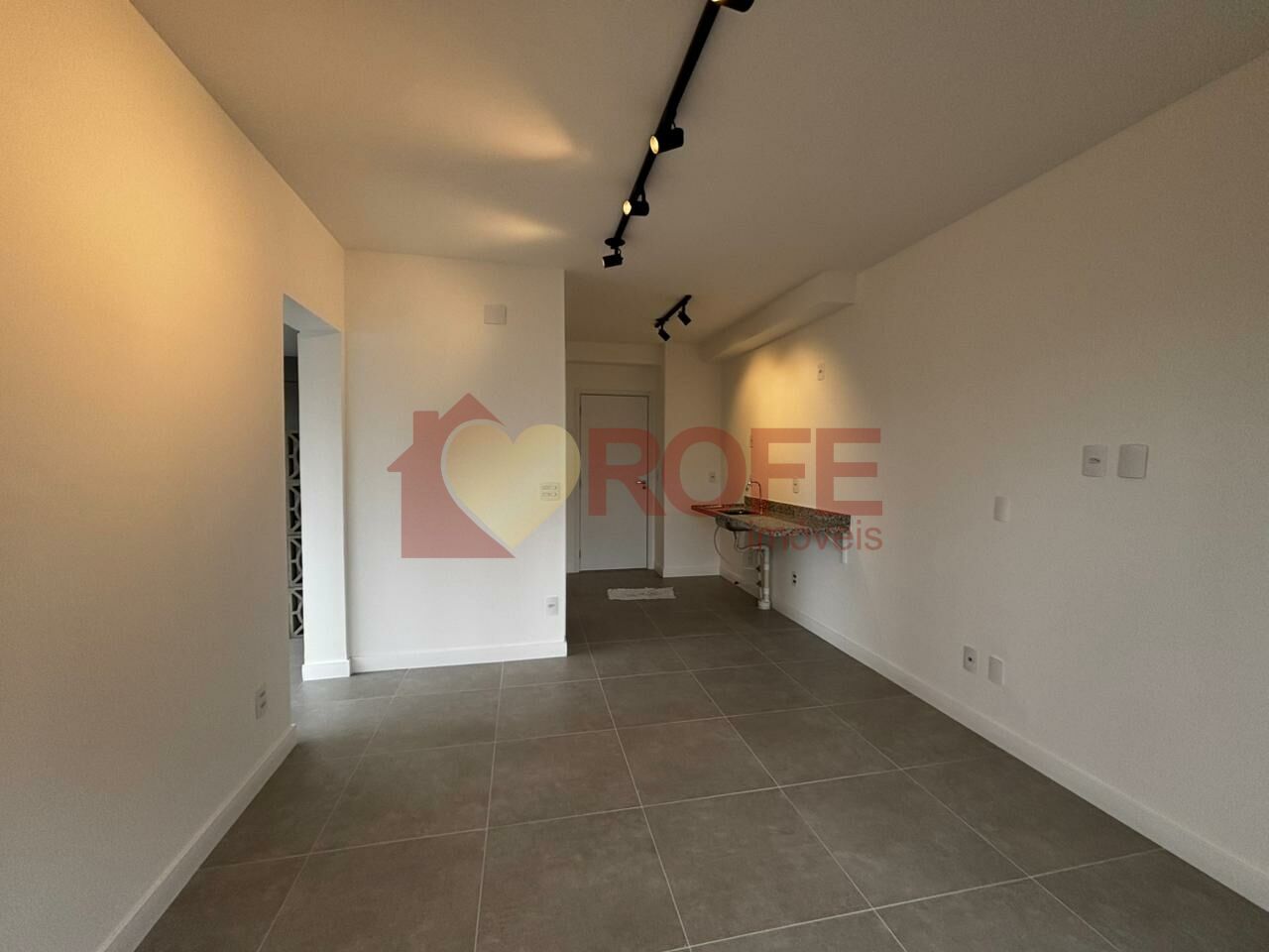 Foto 4 - RF42815