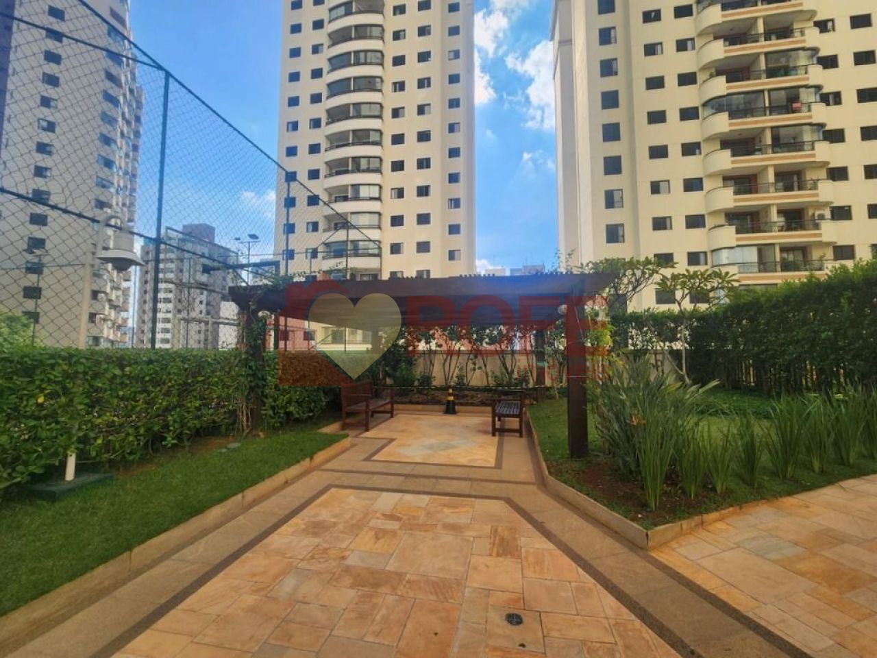 Foto 23 - RF42830