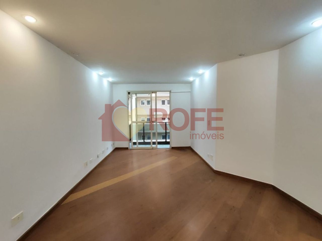Foto 2 - RF42835