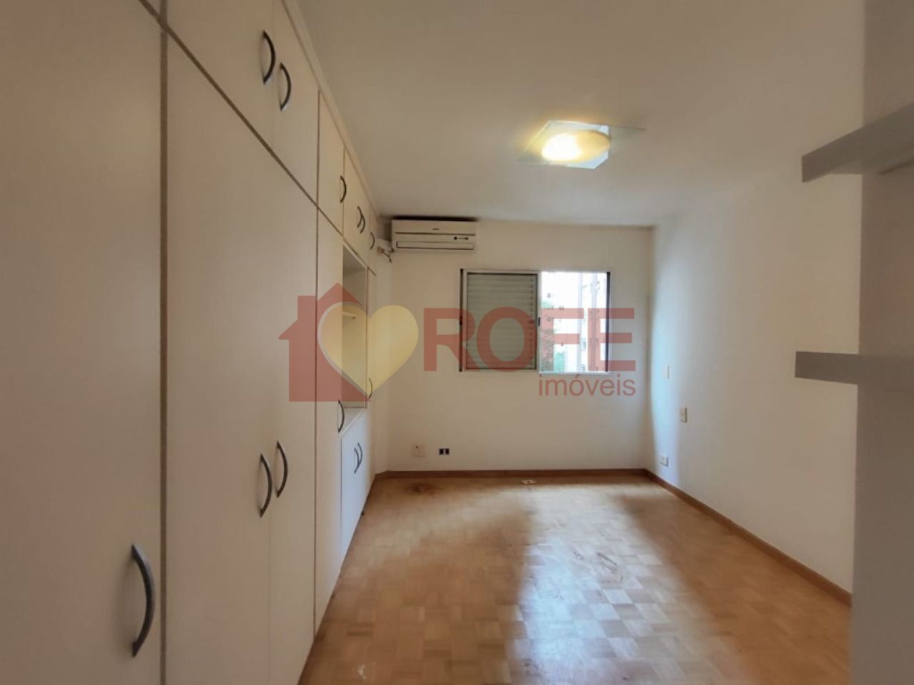Foto 8 - RF42835