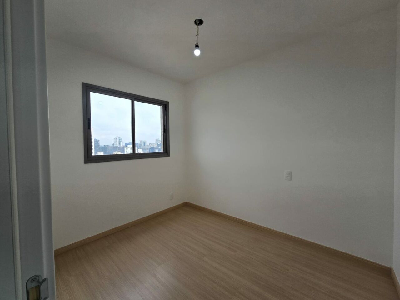 Foto 7 - RF42986