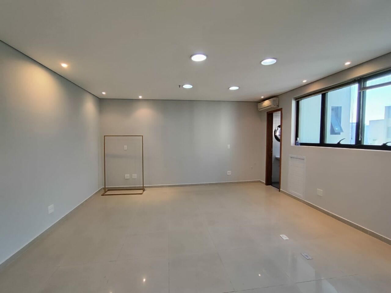 Foto 5 - RF42994