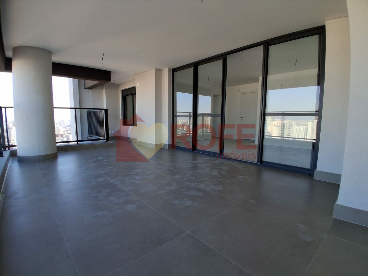 Foto 3 - RF42999