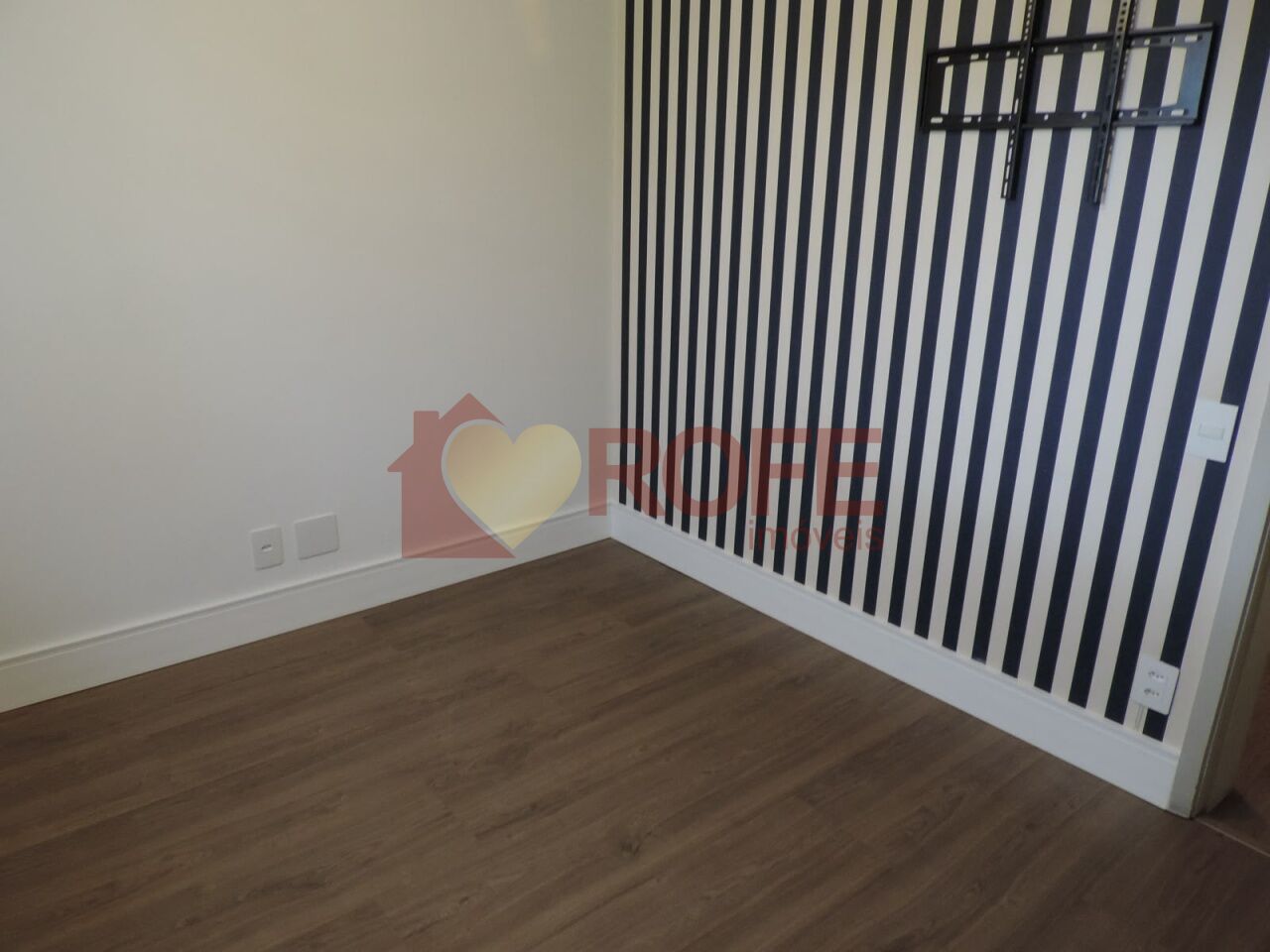 Foto 23 - RF43001
