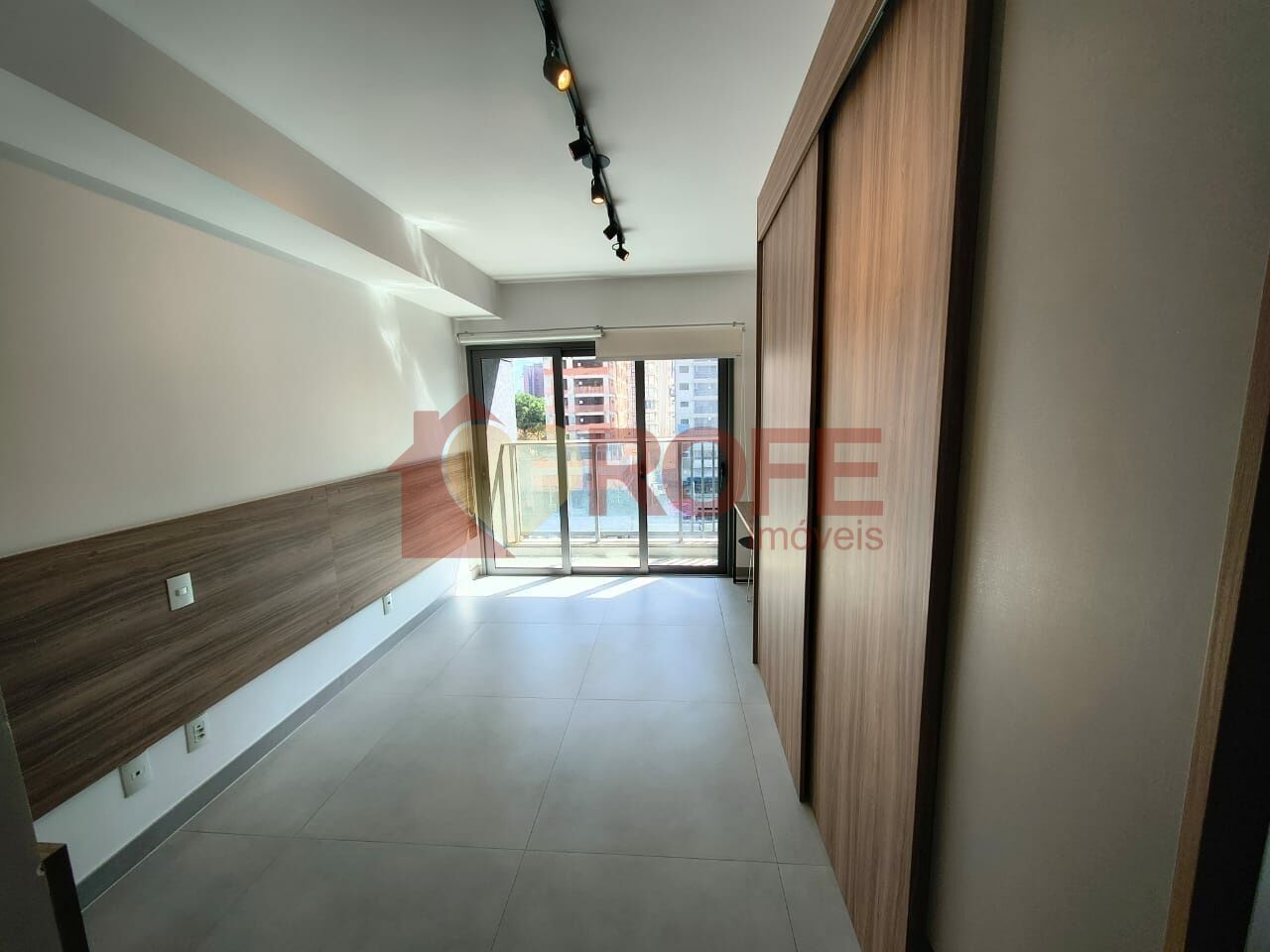 Foto 4 - RF43023