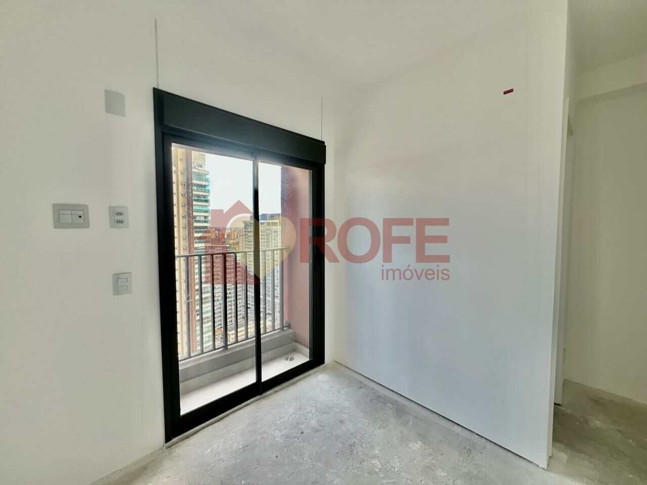 Foto 12 - RF43040