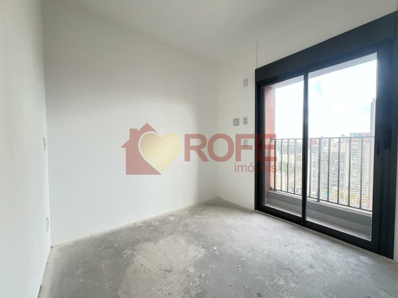Foto 8 - RF43041