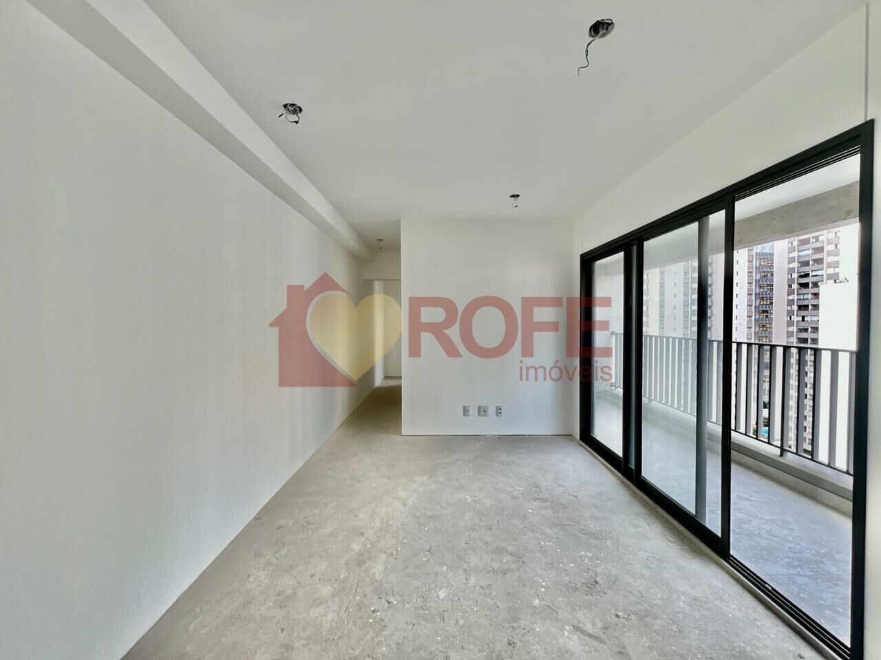 Foto 4 - RF43098