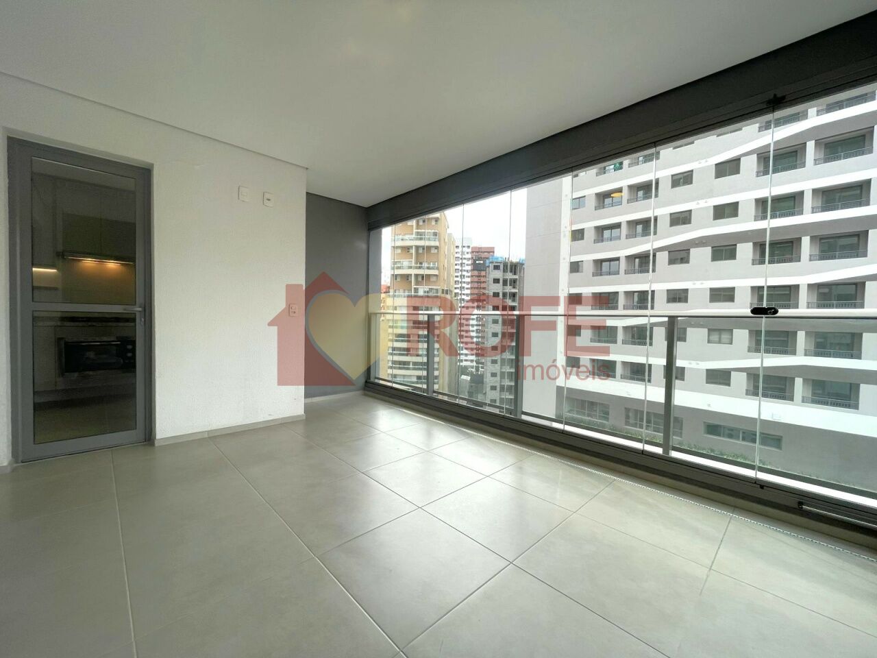 Foto 2 - RF43259